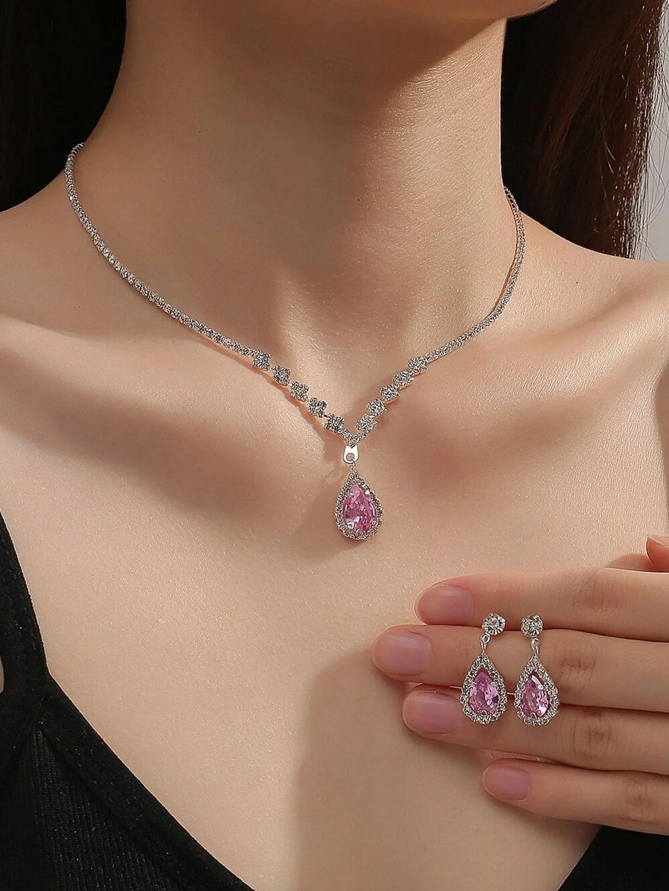 Women's fashion light luxury rhinestone water droplet necklace, earring set, simple and versatile fashion accessories