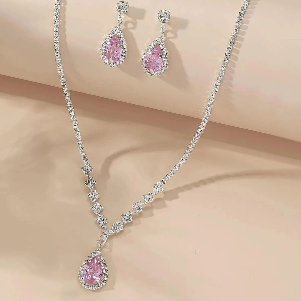 Women's fashion light luxury rhinestone water droplet necklace, earring set, simple and versatile fashion accessories