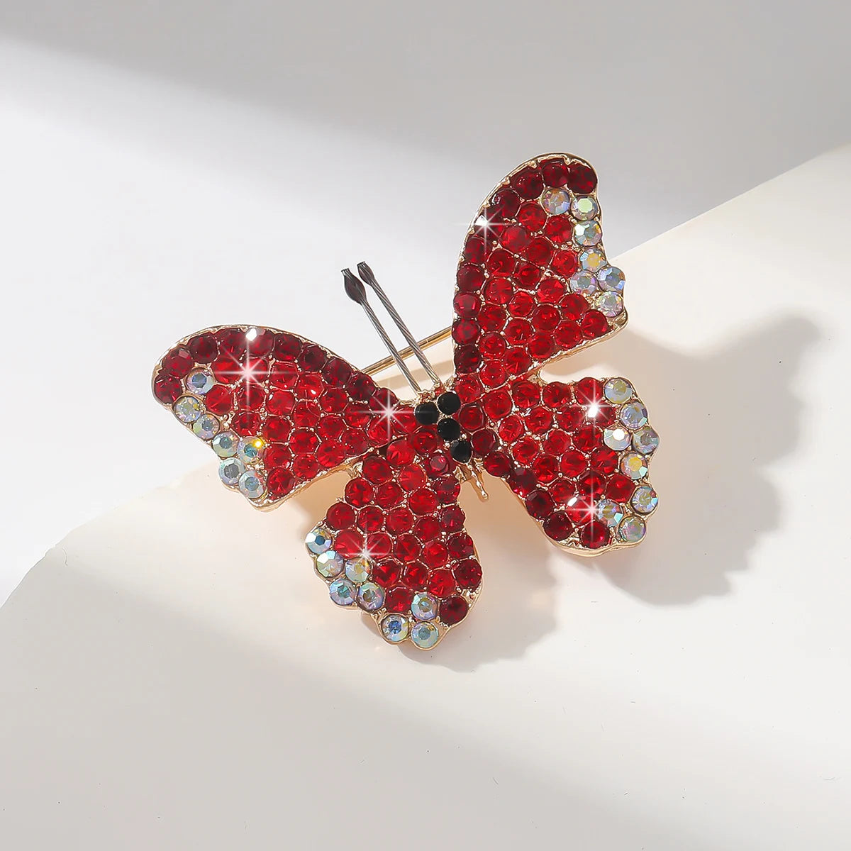 Lovely Butterfly Bee Brooch For Women Shiny Rhinestone Pearl Animal Insect Lapel Pins Wedding Party Coat Dress Jewelry Gifts-045