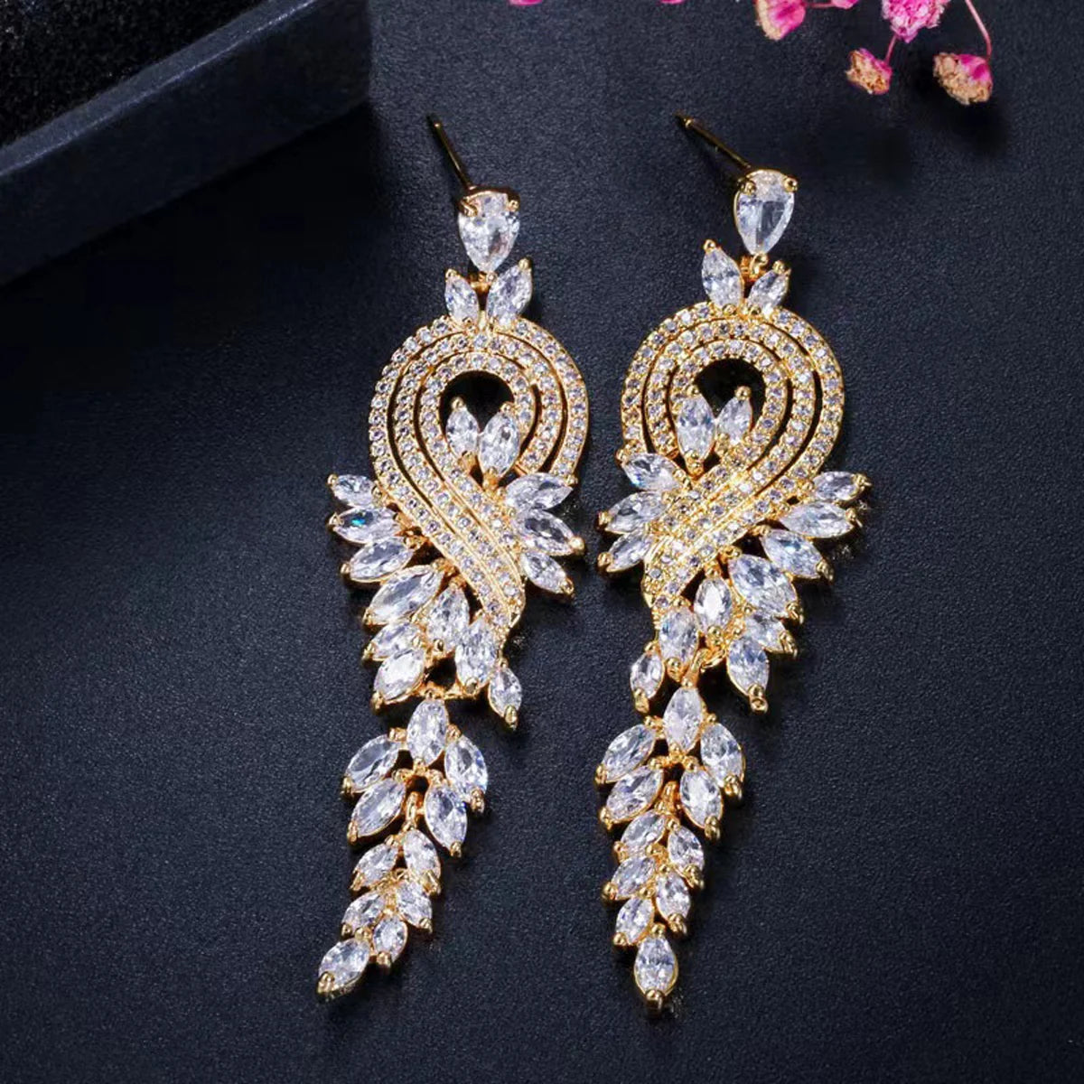 Women's fashionable tassel leaf earrings with retro phoenix pattern design for women