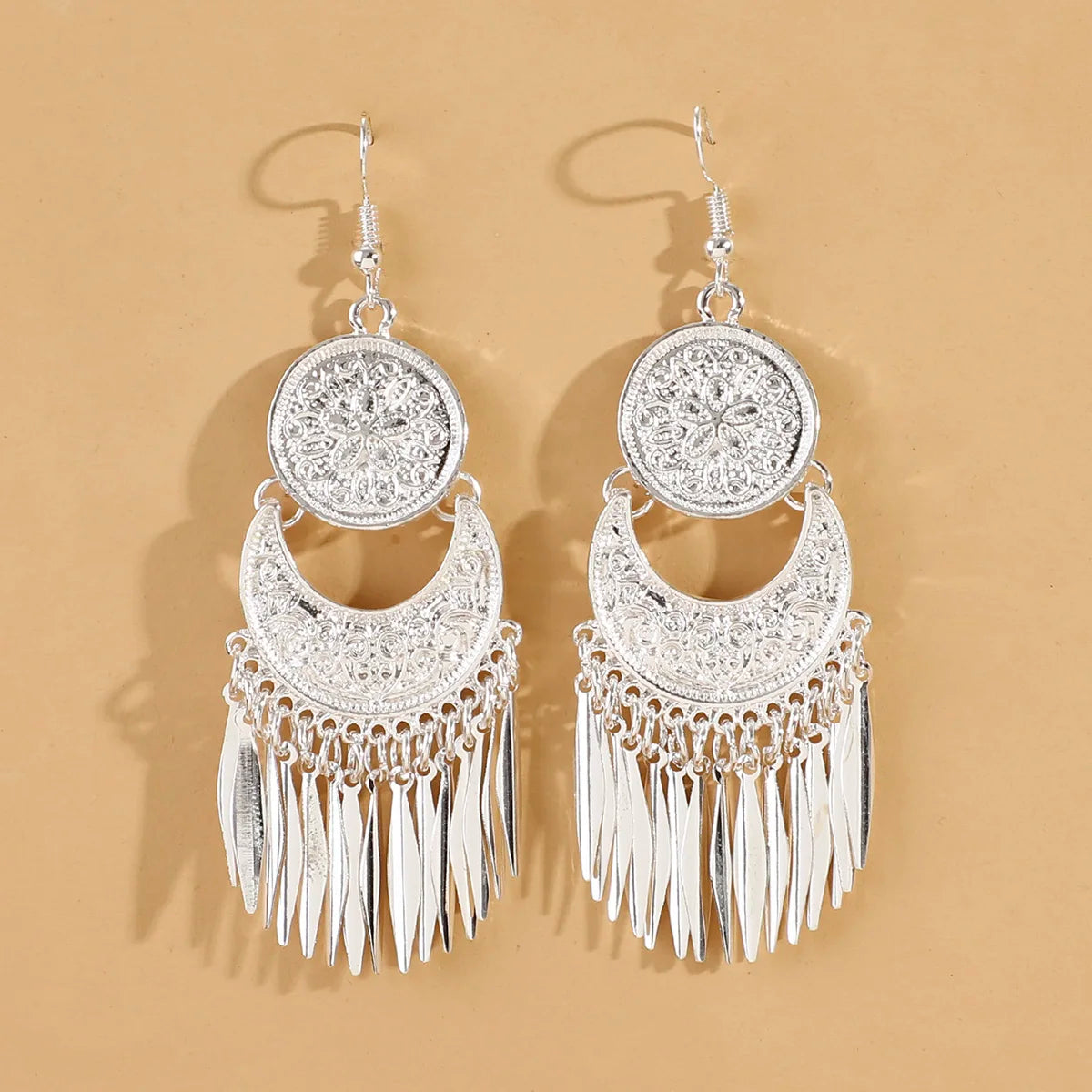 2pcs vintage ethnic style metal tassel carved women's earrings for summer vacation personalized accessories