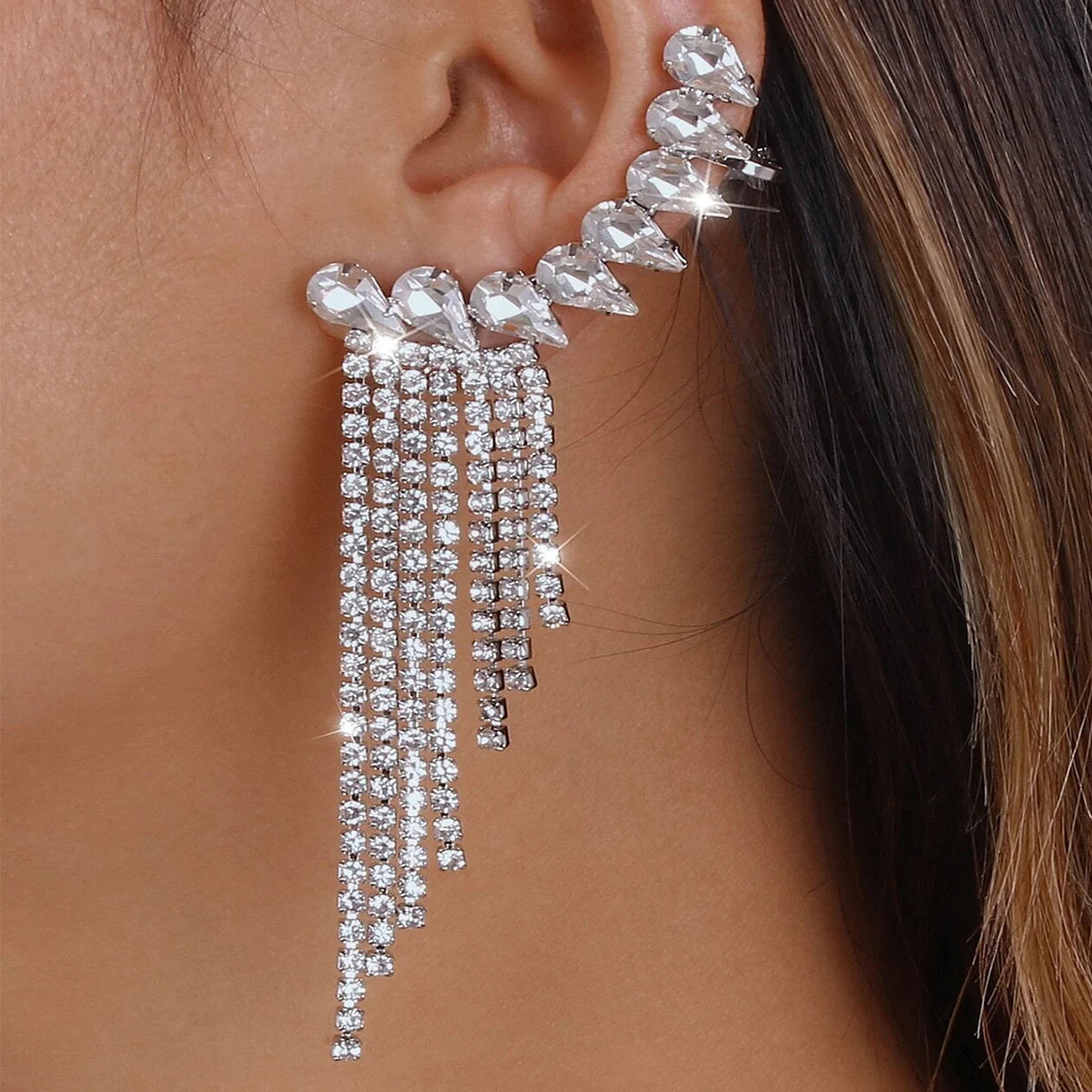 2PC FYUAN Women's Fashion Long Flow Su Pendant Earrings Gold and Silver Water Diamond Hanging Earrings Wedding Party Jewelry-233