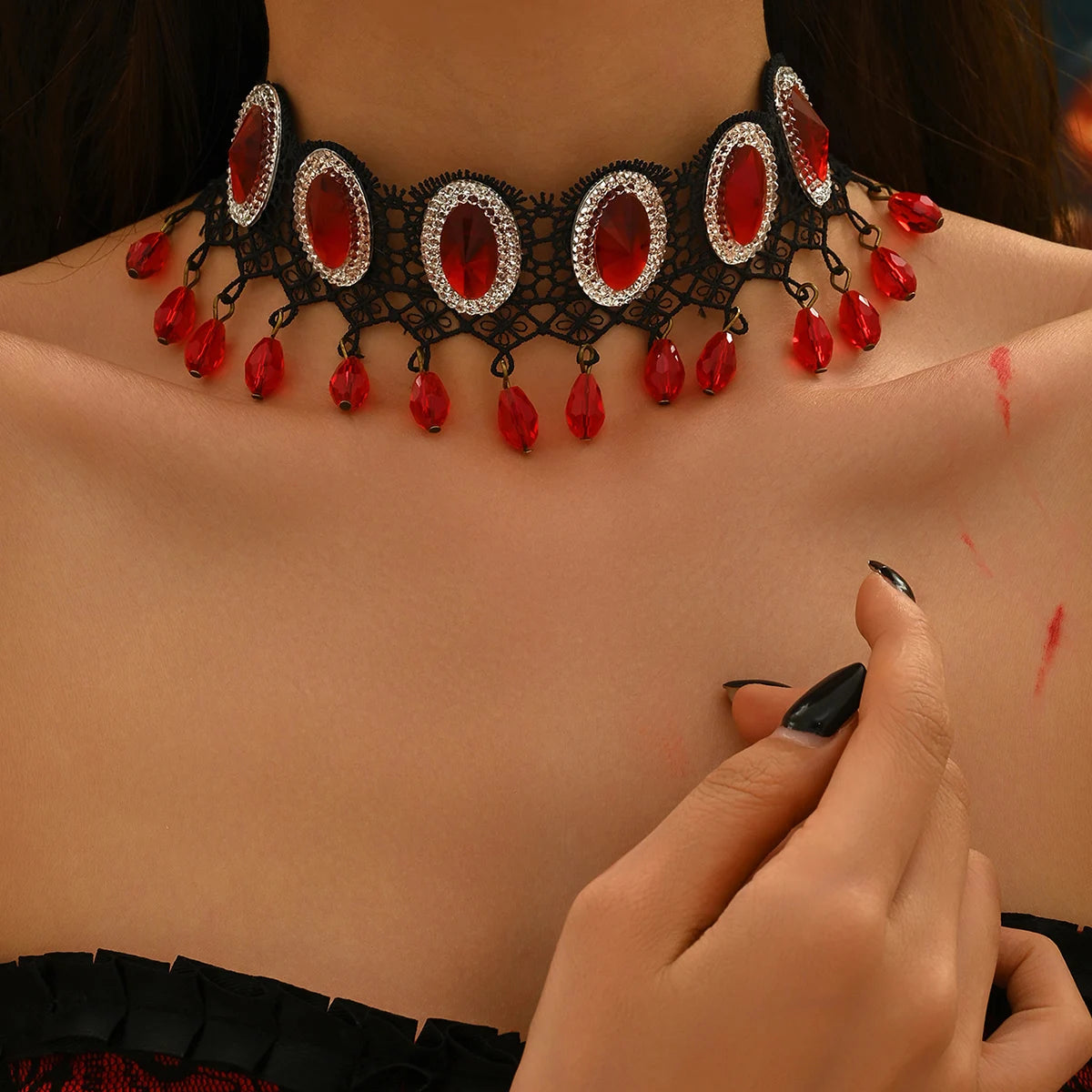 Fashion Design New Korean Edition Black Lace Red Geometric Elliptical Crystal Short Women's Clavicle Chain Necklace