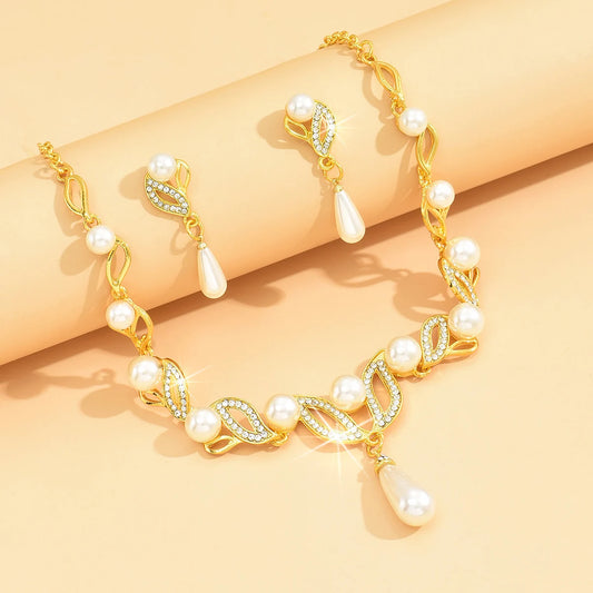 Fashionable and elegant temperament pearl water droplet set, light luxury style, elegant and gorgeous jewelry set for women